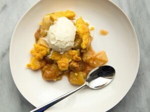 peach-apple cobbler